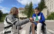 Фото 3: Відомі британські мотомандрівники зібрали гроші для допомоги маленьким українцям