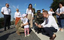 Фото 21: У Львові підняли Державний прапор над Меморіалом пам’яті Героїв Небесної Сотні