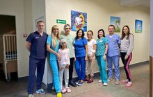 Фото 3: Австрійський отоларинголог проконсультував 40 та прооперував 12 діток у Львові
