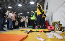 Фото 15: Інструктори університету безпеки життєдіяльності навчають школярів надавати домедичну допомогу та поводитись в надзвичайних ситуаціях