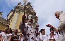 Фото 9: У Львові погасили сувенірну поштову марку із зображенням святого Юрія та урочисто відкрили Святоюрський ярмарок