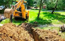 Фото 4: На вул. Трильовського триває заміна аварійного водопроводу: із серпня 12 багатоповерхівок отримуватимуть воду новим трубопроводом (відео)