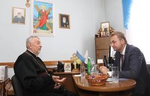 Фото 18: Мер Львова відвідав храми Івано-Франківська та зустрівся з місцевим духовенством