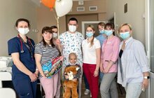 Фото 3: Дитина, якій львівські медики успішно пересадили кістковий мозок, готується до 1-го класу