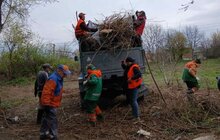 Фото 4: Поремонтували і помили: Львівспецкомунтранс прибрав до Великодня 210 контейнерних майданчиків