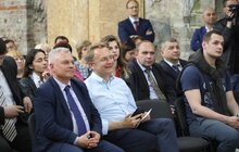 Фото 8: А. Садовий: «Електротранспорт має домінувати у Львові та в Україні»