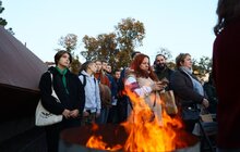 Фото 7: На Меморіалі Героїв Небесної Сотні у Львові співали стрілецькі та повстанські пісні