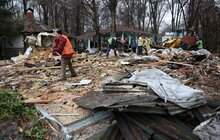 Фото 5: Понад 10 років без дозволів: на вулиці Коновальця демонтовують незаконні споруди