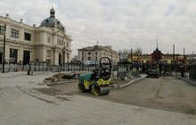 Фото 11: Залишилось чотири тижні до відкриття пл. Двірцевої