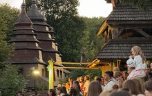 Фото 2: На День Незалежності до Шевченківського гаю у Львові завітало понад 3 тис. людей