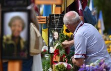 Фото 11: На Личаківському кладовищі помолилися за полеглих Захисників і Захисниць України (фото)