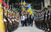 Фото 22: У Львові на Личакові вшанували Героїв України
