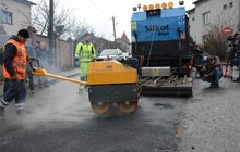 Фото 6: У Львові протягом двох днів випробовують чеську технологію ремонту дорожнього покриття (ямкового ремонту) із застосуванням інфра-термо-червоних пальників