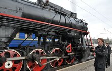 Фото 1: Сьогодні у парк «Знесіння» їздив раритетний поїзд