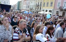 Фото 16: Дитячі колективи виступили на пл. Ринок до Дня міста