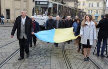 Фото 9: Львів'яни відзначили 26-ту річницю підняття Державного прапора над Ратушею