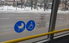 Фото 4: «Розглядаємо усі варіанти, перевагу надаємо українським, однак ціна і якість – пріоритет», - С. Бабак під час огляду білоруського автобуса