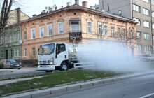 Фото 20: На вулицях Львова працюють порохотяги і поливально-мийні машини