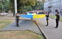 Фото 7: Урочиста церемонія підняття Державного Прапора України