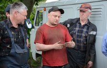 Фото 12: Працівники комунальних підприємств сподіваються на завтрашню підтримку ухвал, які забезпечують життєдіяльність і розвиток КП та існування міста в цілому