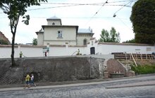 Фото 27: На верхній алеї вулиці Коперника облаштовують нову пішохідно-велосипедну доріжку