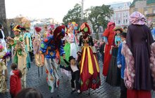 Фото 44: Карнавальною ходою у Львові розпочався «Золотий Лев на вулиці – 2017»
