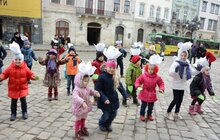 Фото 4: У Львові відбулася акція «Збережемо первоцвіти!»