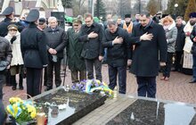 Фото 9: У Львові на Личаківському кладовищі вшанували пам’ять учасників бою під Крутами