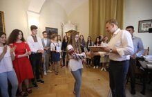 Фото 10: «За хороші результати у навчанні треба дякувати і любити треба грошима», — А. Садовий