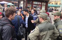 Фото 7: 500 букетів первоцвітів було вилучено під час проведених рейдів