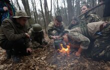 Фото 4: Біля знищеного музею Шухевича у Львові провели теренову гру