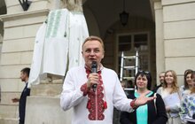 Фото 13: «Вишиванка об’єднує всіх українців і всіх класних людей у світі», — А. Садовий