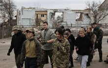 Фото 8: Біля знищеного музею Шухевича у Львові провели теренову гру