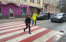 Фото 13: Біля 19 шкіл Львова запрацювали «жовті добродії»: перелік
