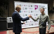 Фото 8: Мер Львова вручив дипломи стажерам міської ради — учасникам програми «Перший кар'єрний крок»