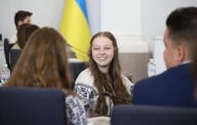 Фото 1: Премії від міста по 5 і 10 тис. грн отримали випускники за найвищі бали на ЗНО 2021