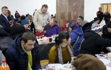 Фото 13: У Львові спільнота взаємодопомоги «Оселя» організувала для потребуючих Святвечір