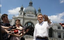 Фото 13: «До кінця цього року вже можна буде трамваєм проїхати прямо до входу у вокзал», — А. Садовий про ремонт пл. Двірцевої