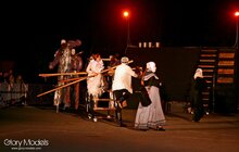 Фото 28: Відкриття фестивалю «Золотий лев» вуличною виставою «Вишневий сад» за п'єсою А. П. Чехова
