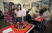 Фото 4: У Львові для шкіл закупили ще одну наукову мобільну лабораторію — мистецьку