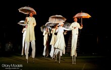 Фото 67: Відкриття фестивалю «Золотий лев» вуличною виставою «Вишневий сад» за п'єсою А. П. Чехова