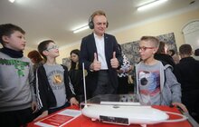 Фото 14: У Львові для шкіл закупили ще одну наукову мобільну лабораторію — мистецьку