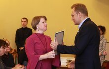 Фото 3: Міський голова вручив сертифікати переможцям Громадського бюджету