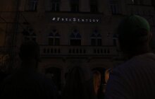 Фото 3: На фасаді театру Курбаса показали відеомапінг