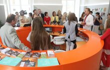 Фото 6: На площі Ринок відкрили оновлений туристично-інформаційний центр