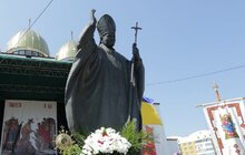 Фото 9: У Львові сьогодні відзначають 15-ту річницю візиту Папи Івана Павла ІІ