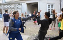 Фото 6: З нагоди Дня фізичної культури і спорту працівники Львівської мерії провели спільну розминку
