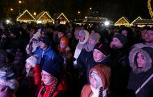 Фото 5: У Львові відкрили центральну міську ялинку