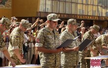 Фото 23: Урочистий ритуал складання Військової присяги студентами цивільних вищих навчальних закладів, які навчалися за програмою підготовки офіцерів запасу 