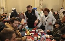 Фото 6: У Львові для понад 300 безпритульних та нужденних відбулись святкові різдвяні обіди 